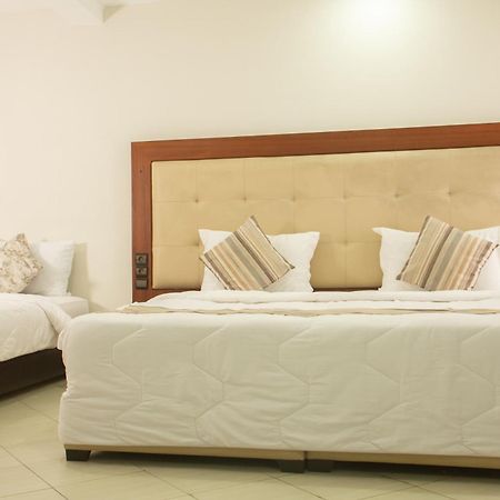 Hotel Oscar Rabat Extérieur photo