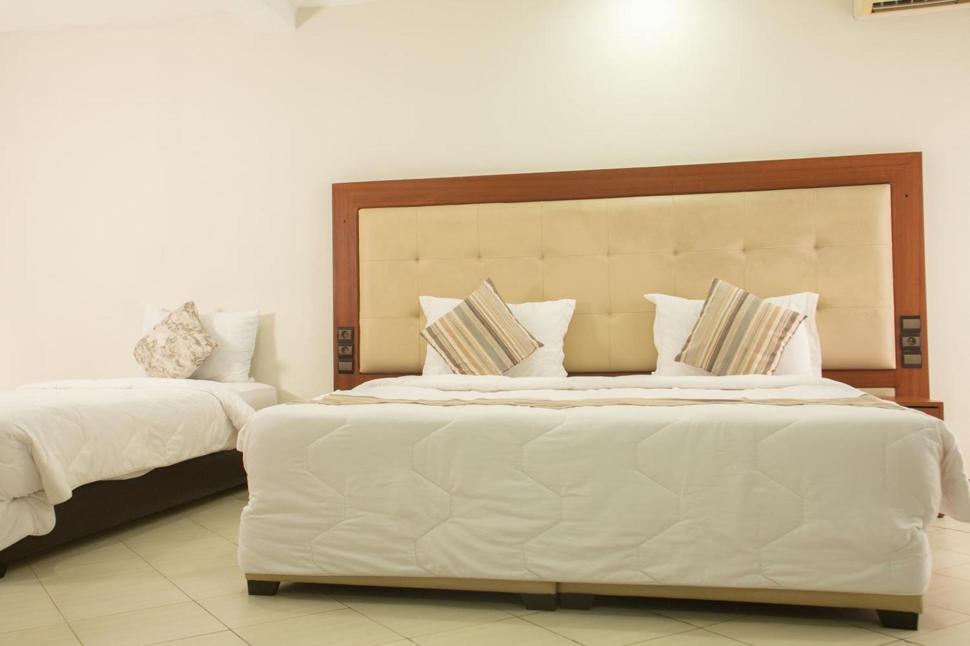 Hotel Oscar Rabat Extérieur photo