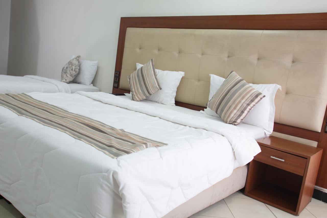 Hotel Oscar Rabat Extérieur photo