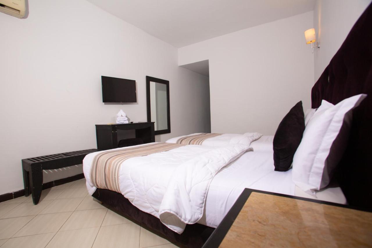 Hotel Oscar Rabat Extérieur photo