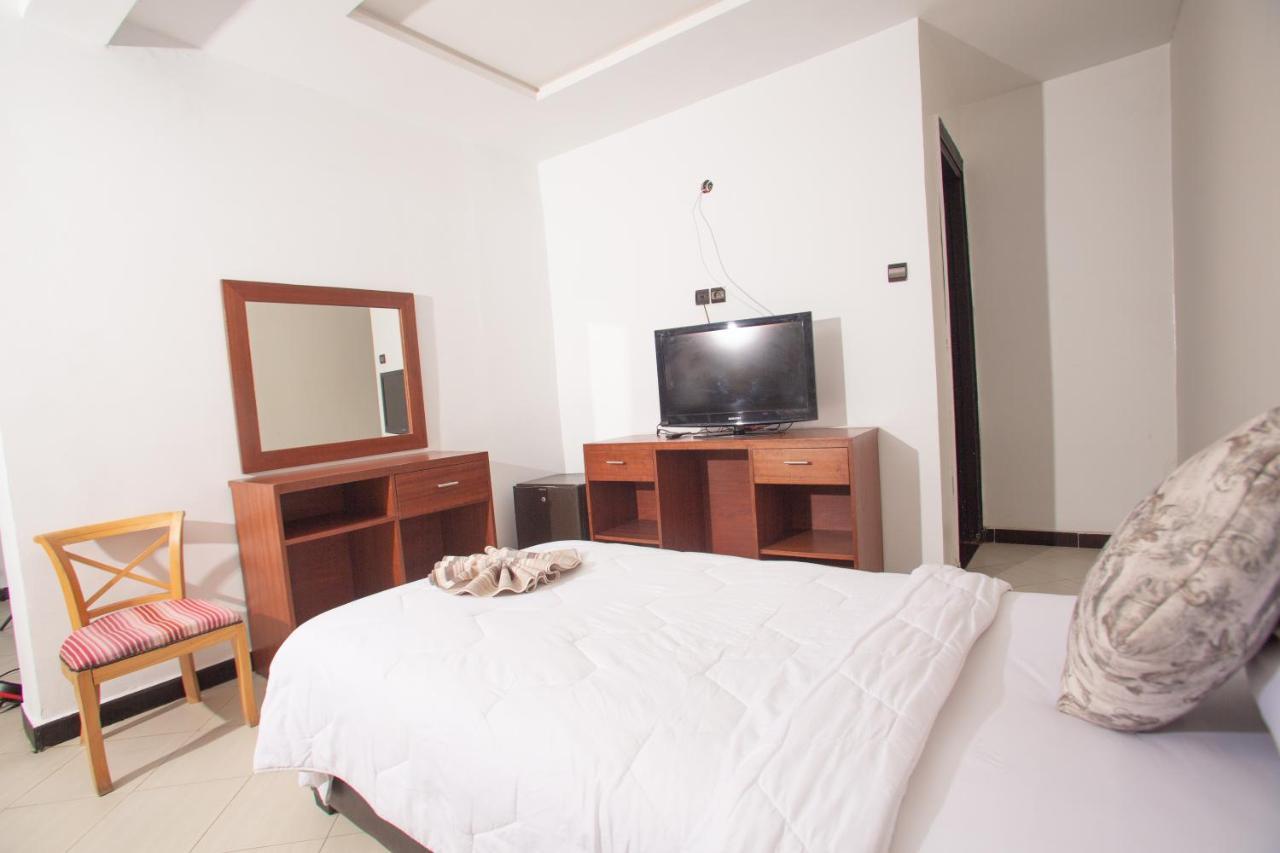 Hotel Oscar Rabat Extérieur photo