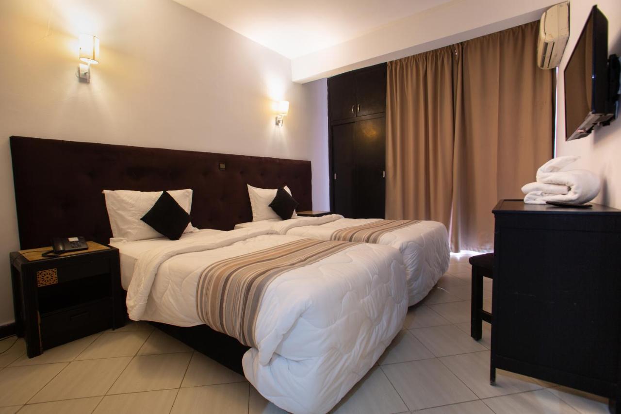 Hotel Oscar Rabat Extérieur photo