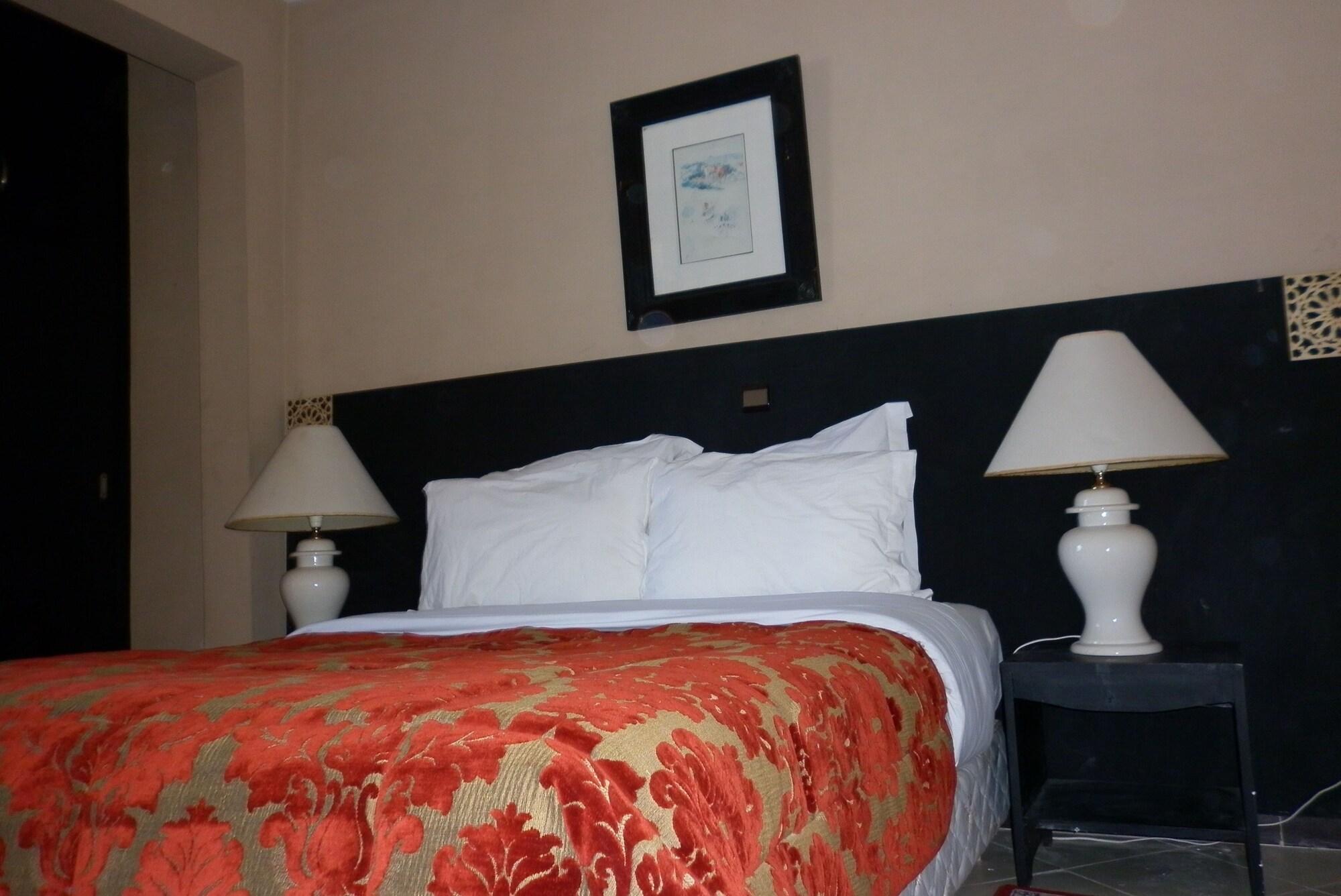Hotel Oscar Rabat Extérieur photo