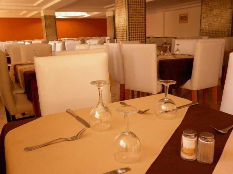 Hotel Oscar Rabat Extérieur photo